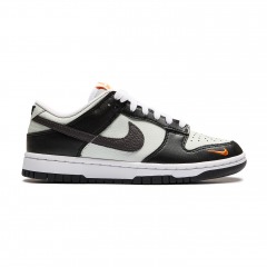 Dunk Low Mini Swoosh